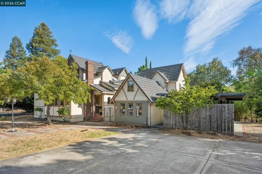 3386 Cowell Rd, Concord, CA 94518 - #2