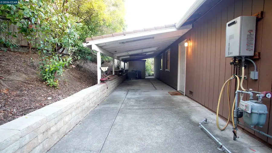 2531 Moraga Dr, Pinole, CA 94564 - #2