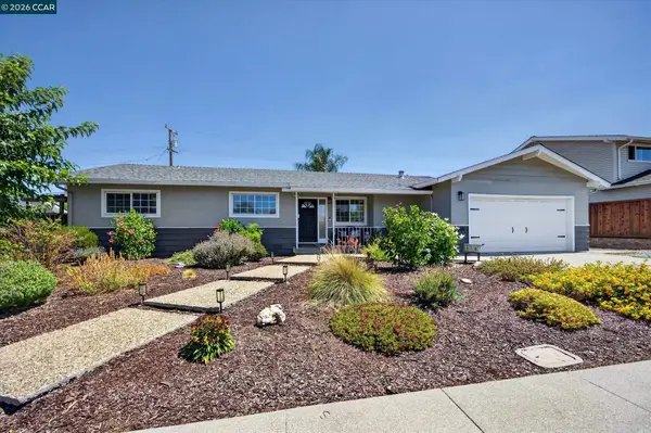 1560 American Beauty Dr, Concord, CA 94521