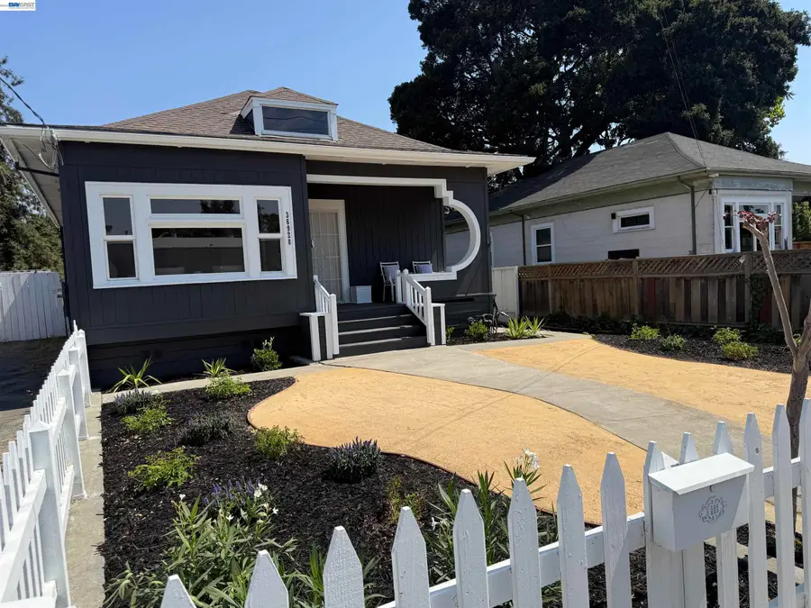 36928 Magnolia St, Newark, CA 94560 - #2