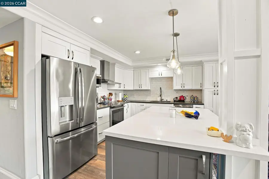 2032 Golden Rain Road #6, Walnut Creek, CA 94595 - #3