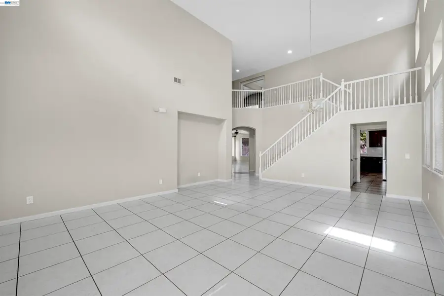 10324 Almanor Cir, Stockton, CA 95219 - #2