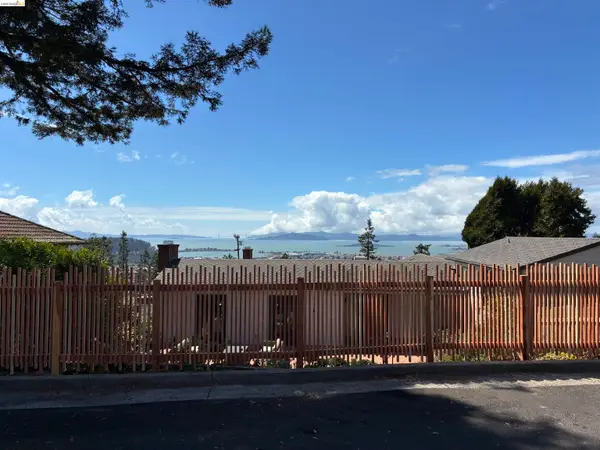 38 Highgate, Kensington, CA 94707
