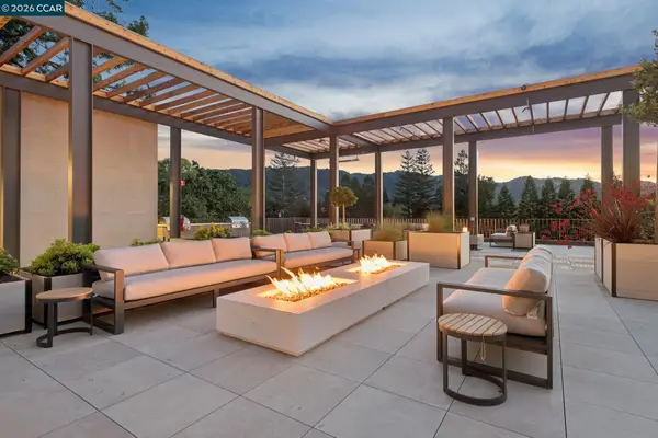 375 W El Pintado Rd #308, Danville, CA 94526