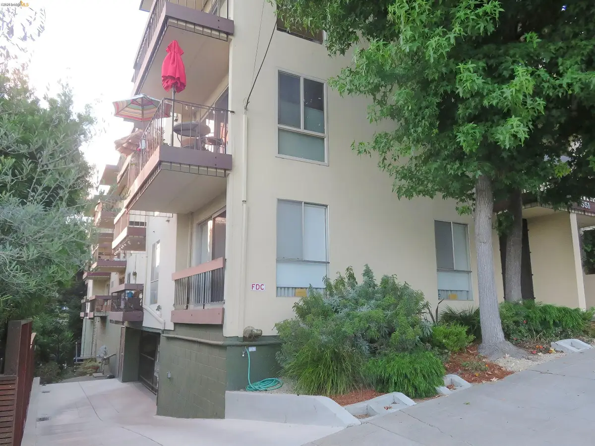 551 Jean St #410, Oakland, CA 94610 - #1