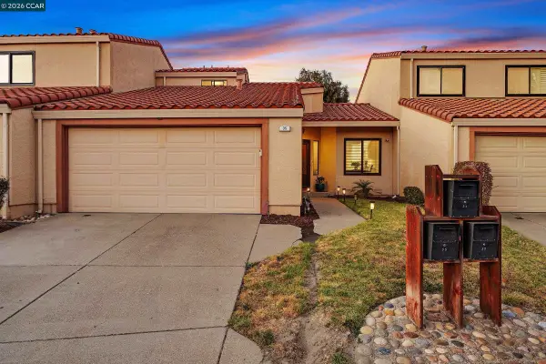 35 Sapphire Ct, Hercules, CA 94547