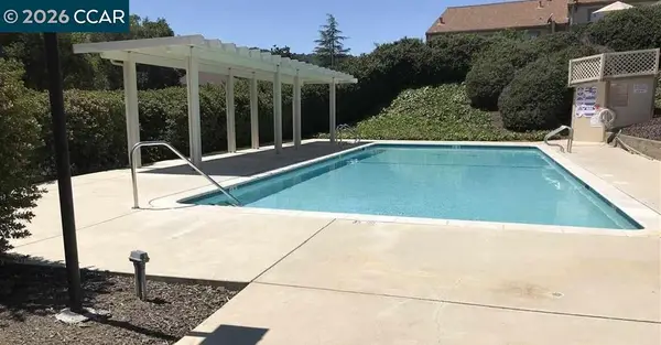 6444 Parklane Plz, Martinez, CA 94553