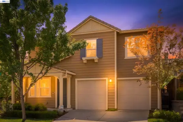 4866 Shelton St, Dublin, CA 94568
