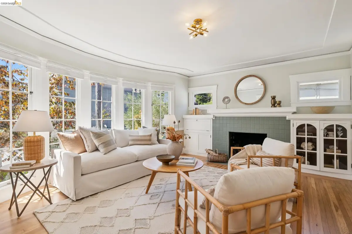 3027 Regent St, Berkeley, CA 94705 - #1