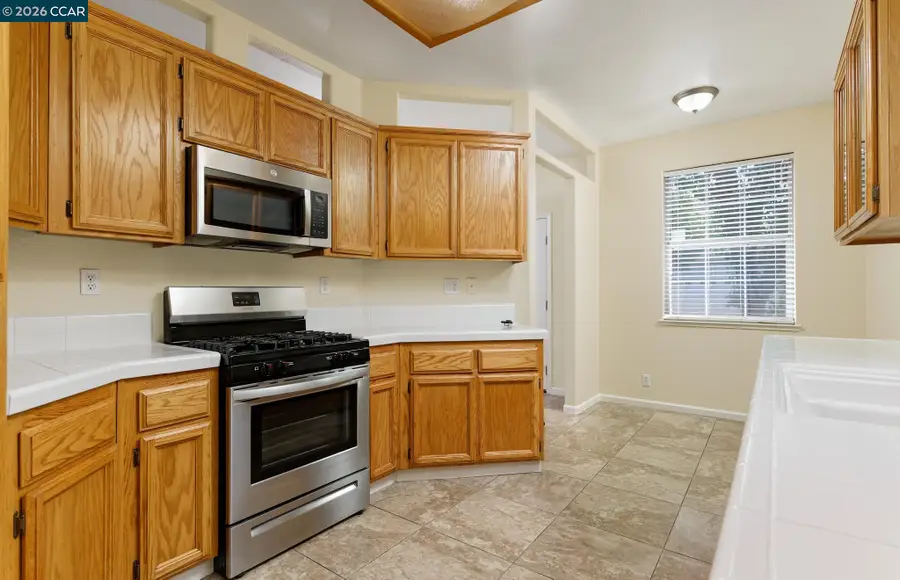4233 Shandwick Dr, Antelope, CA 95843 - #3