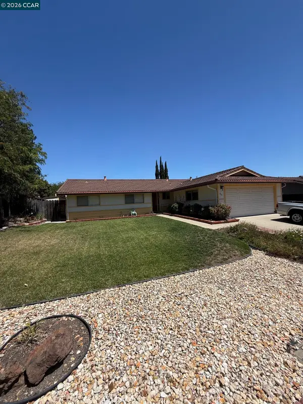 879 Greenway Dr, Martinez, CA 94553