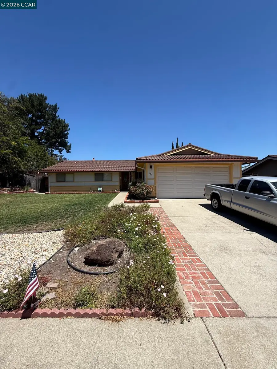 879 Greenway Dr, Martinez, CA 94553 - #2