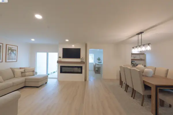 2031 Julius Ct, Walnut Creek, CA 94598