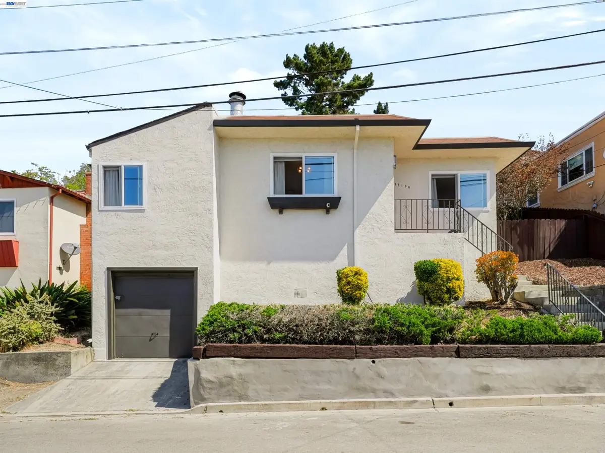 17198 Roberto St, Castro Valley, CA 94546 - #1