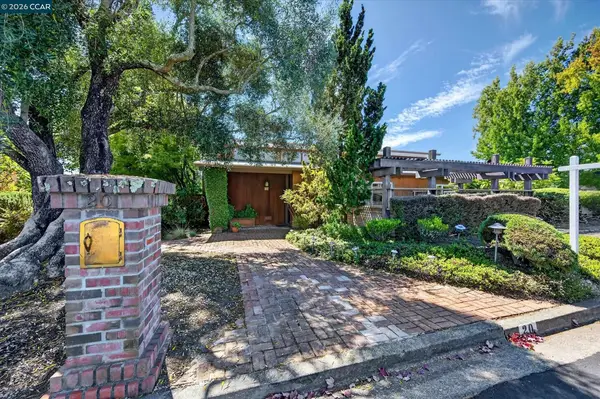 20 Donald Dr, Orinda, CA 94563