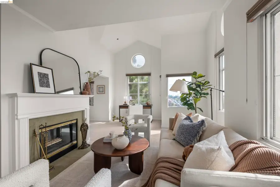 535 Pierce Street #1300, Albany, CA 94706 - #2