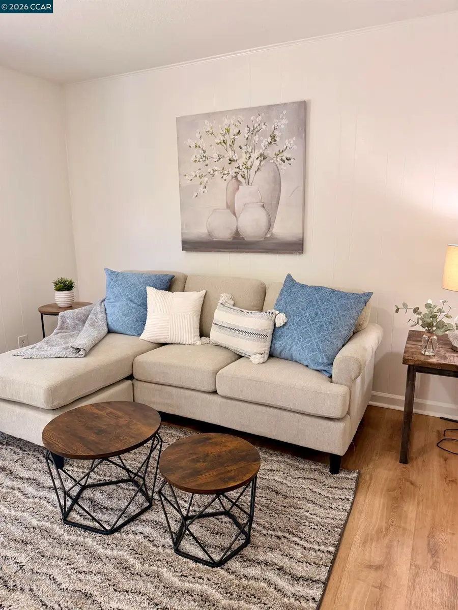 3730 Parkway Ct, Concord, CA 94519 - #2