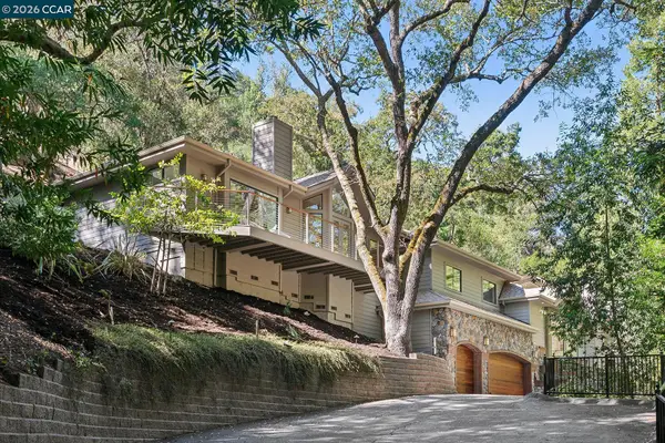 11 Redwood Cir, Lafayette, CA 94549