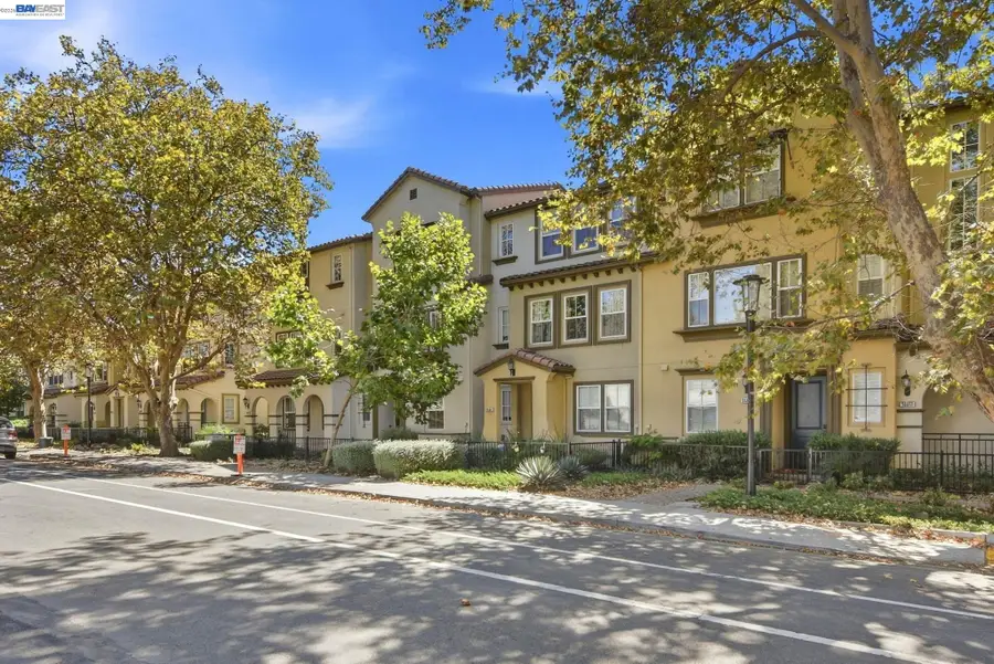33483 Alvarado Niles Rd, Union City, CA 94587 - #2