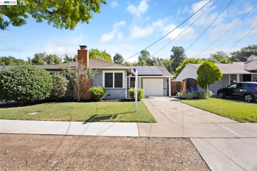 1942 N 6th St, Concord, CA 94519 - #2