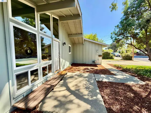 4118 Stanford Way, Livermore, CA 94550