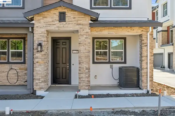 1216 Walters Ct, Concord, CA 94520