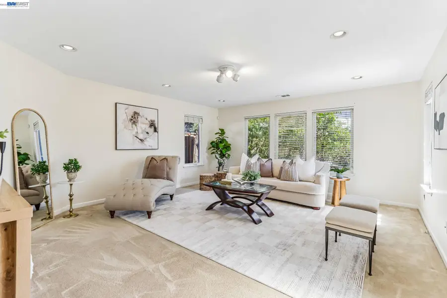 360 N I St, Livermore, CA 94551 - #2