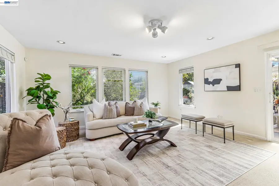 360 N I St, Livermore, CA 94551 - #3