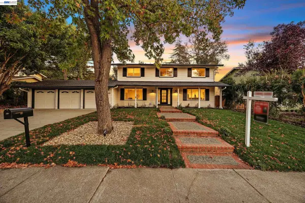 50 E Leeds Ct, Danville, CA 94526