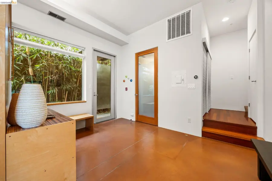 2709 10th St #D, Berkeley, CA 94710 - #3