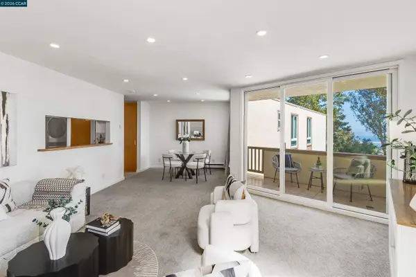 340 Vallejo Dr #83, Millbrae, CA 94030
