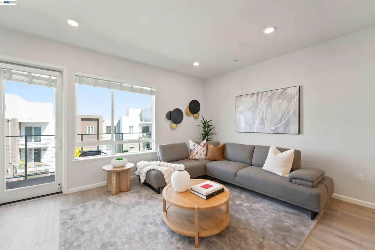 314 Llano De Los Robles Ave #7, San Jose, CA 95136 - #1