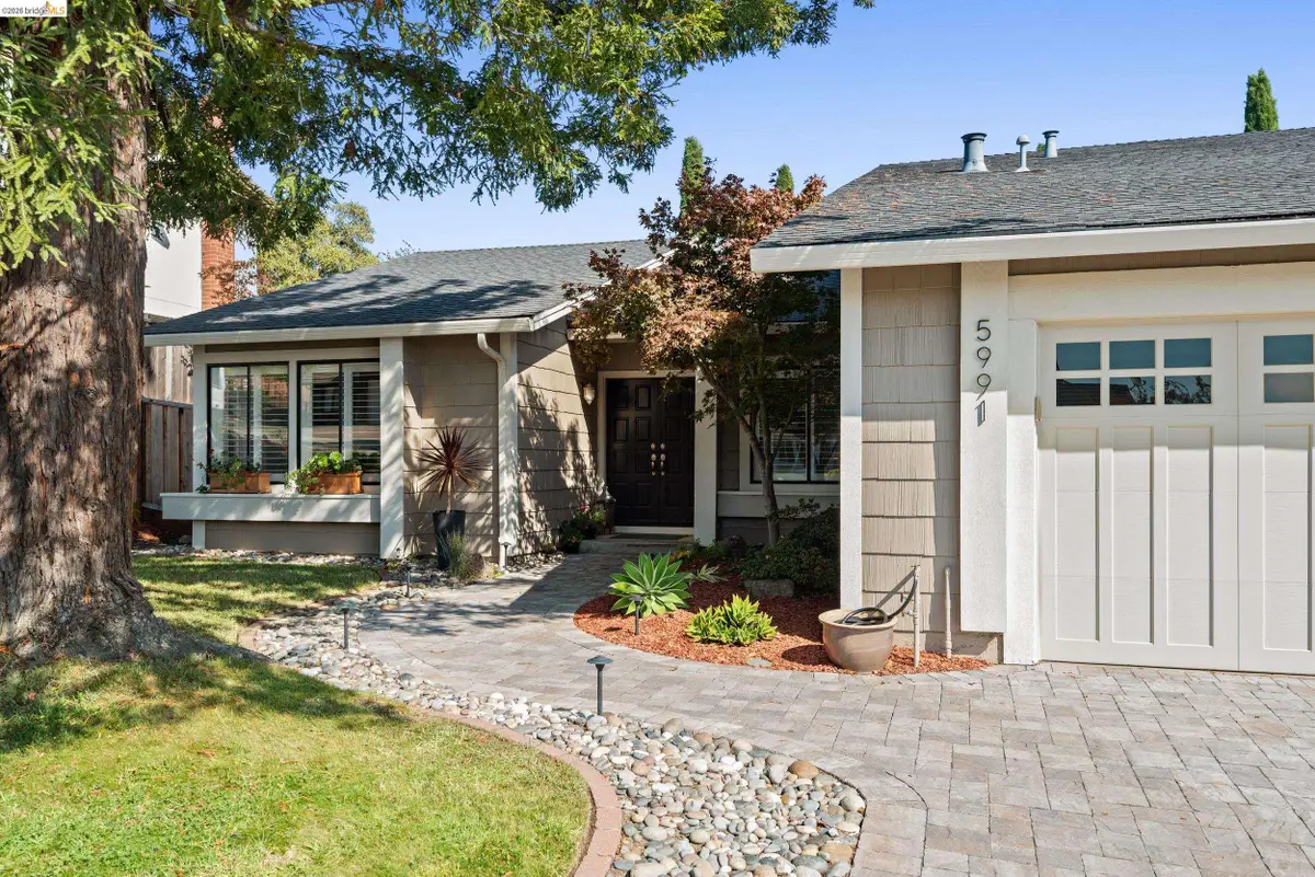 5991 Skyfarm Dr, Castro Valley, CA 94552 - #1