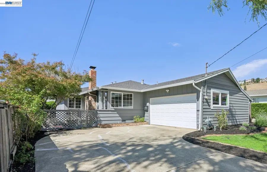 528 Fairway St, Hayward, CA 94544 - #2