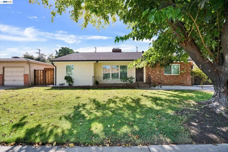 456 Hollywood Ave, Tracy, CA 95376 - #2