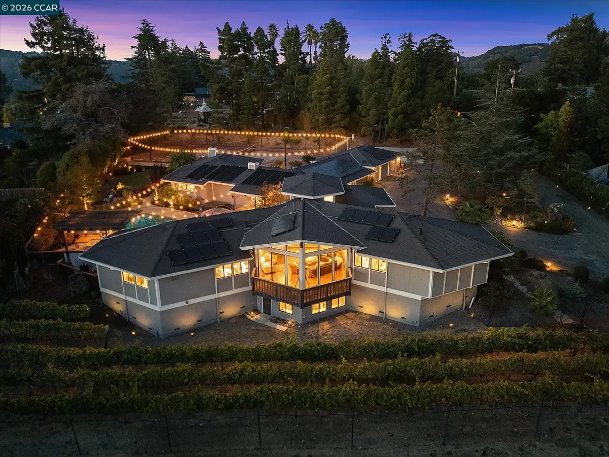 4572 Ewing Rd, Castro Valley, CA 94546 - #1