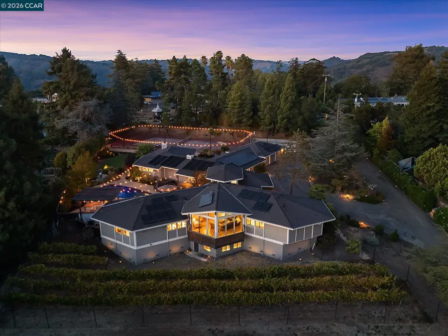 4572 Ewing Rd, Castro Valley, CA 94546 - #2