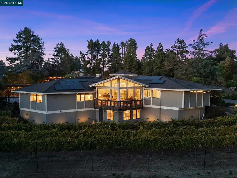 4572 Ewing Rd, Castro Valley, CA 94546 - #3