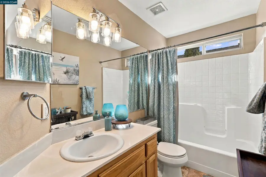 2348 Woodhill Dr, Pittsburg, CA 94565 - #3