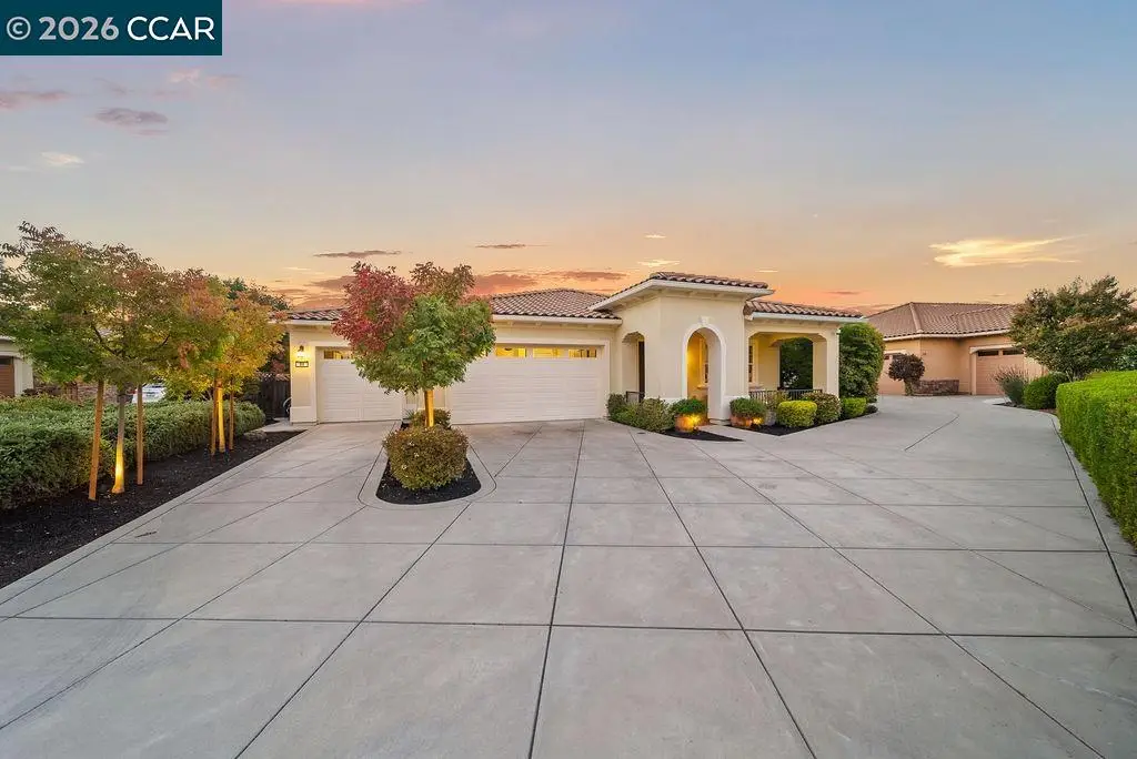 24 Promontory Place, Clayton, CA 94517 - #1
