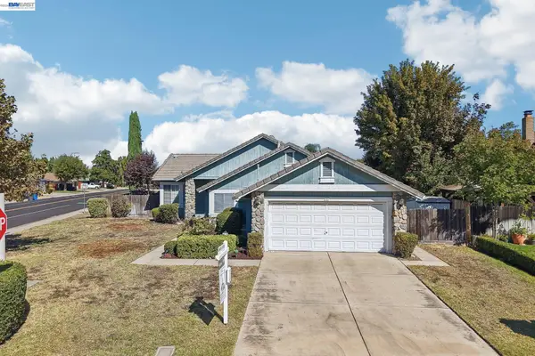 787 Chenin Blanc Dr, Manteca, CA 95337