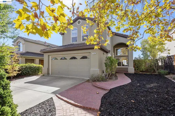 7892 Pineville Cir, Castro Valley, CA 94552