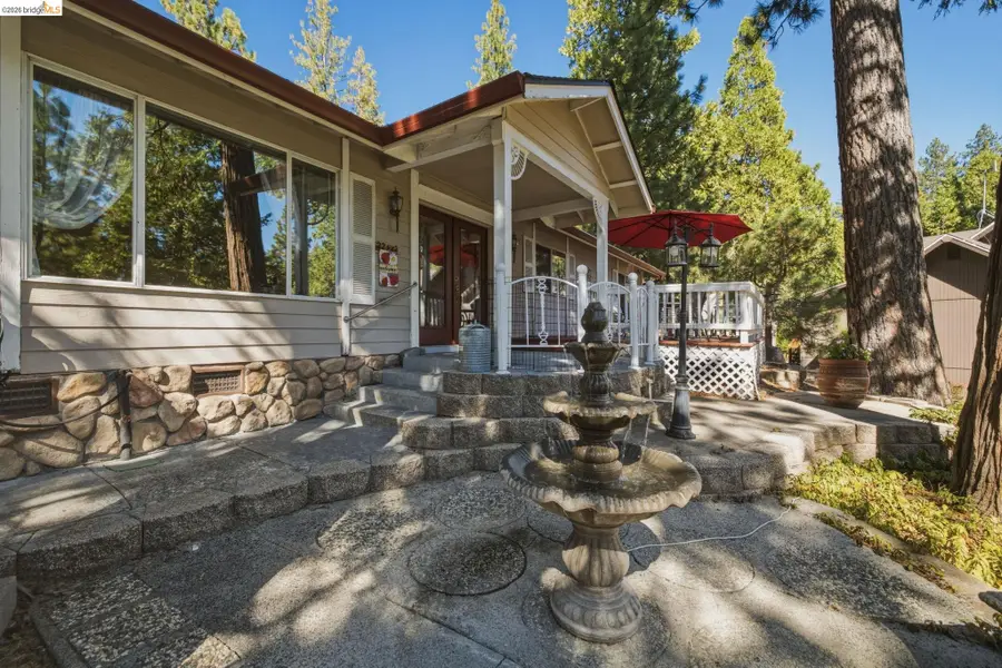 22422 Conte Ct, Mi Wuk Village, CA 95346 - #2
