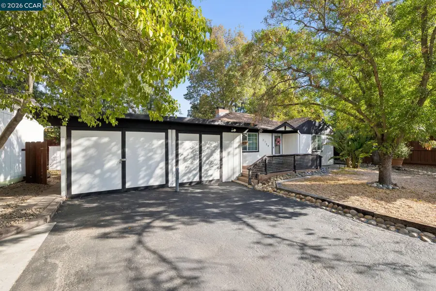 2759 Warner Ln, Pleasant Hill, CA 94523 - #3