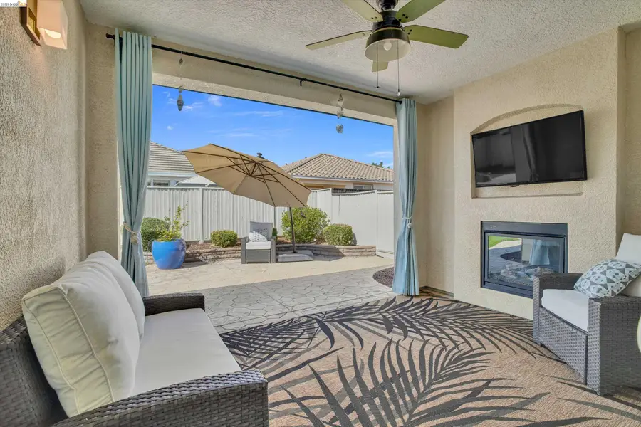 9833 Key West Way, Discovery Bay, CA 94505 - #3