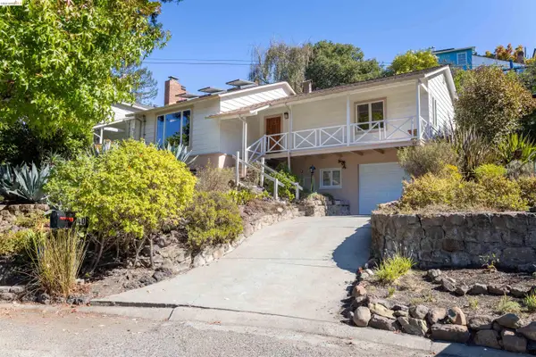 40 Harbord Ct, Oakland, CA 94618