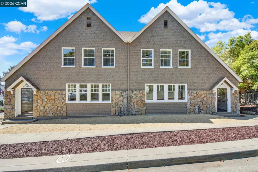 101 B St, Vallejo, CA 94590 - #2