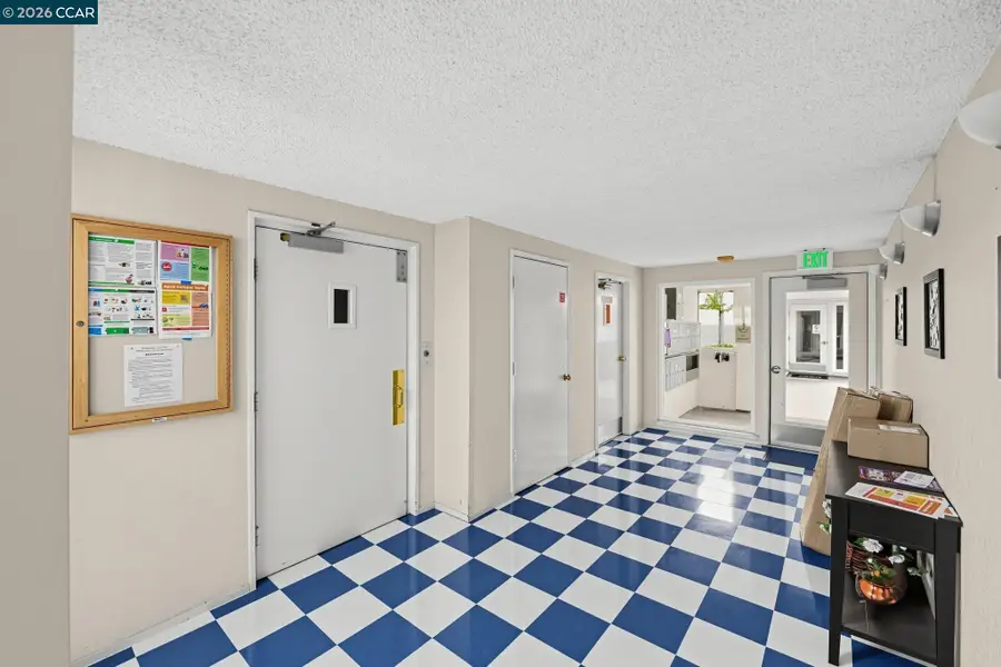1091 Shell Blvd #5, Foster City, CA 94404 - #3