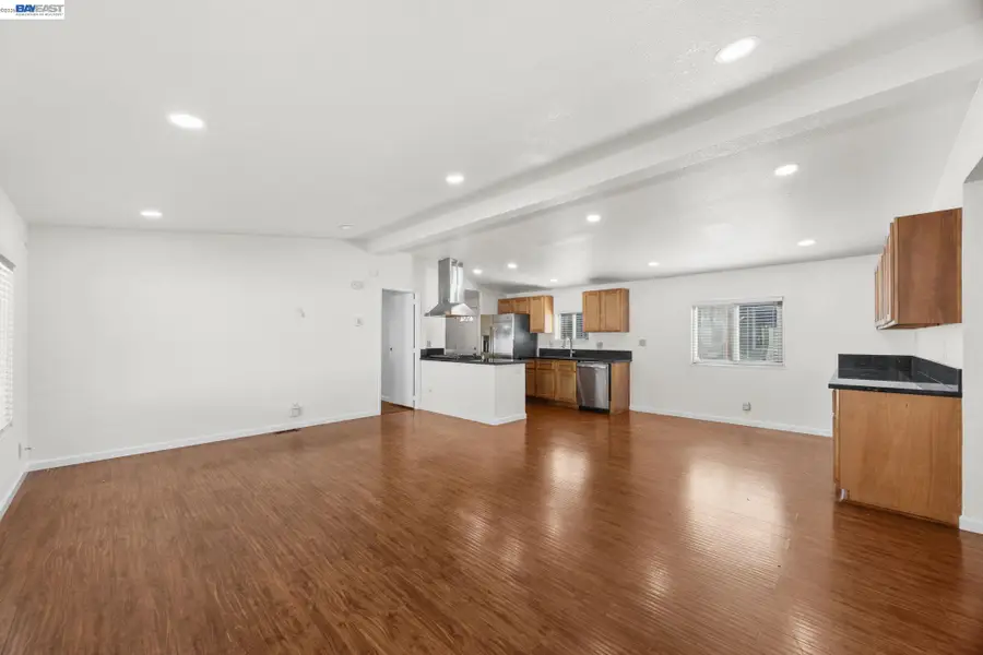 812 W Clover Rd #SPC 64, Tracy, CA 95376 - #3