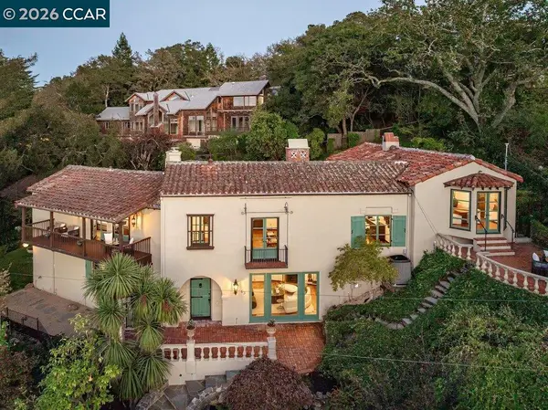 63 La Cuesta Rd, Orinda, CA 94563